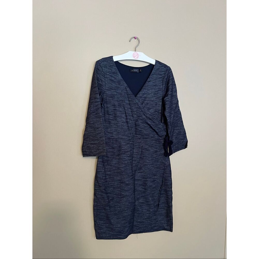The Limited Blue Dress Woman’s Size Small Flaws